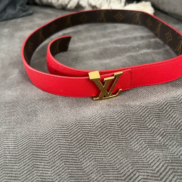 LV INITIALES 30MM REVERSIBLE BELT - Picture 2 of 4